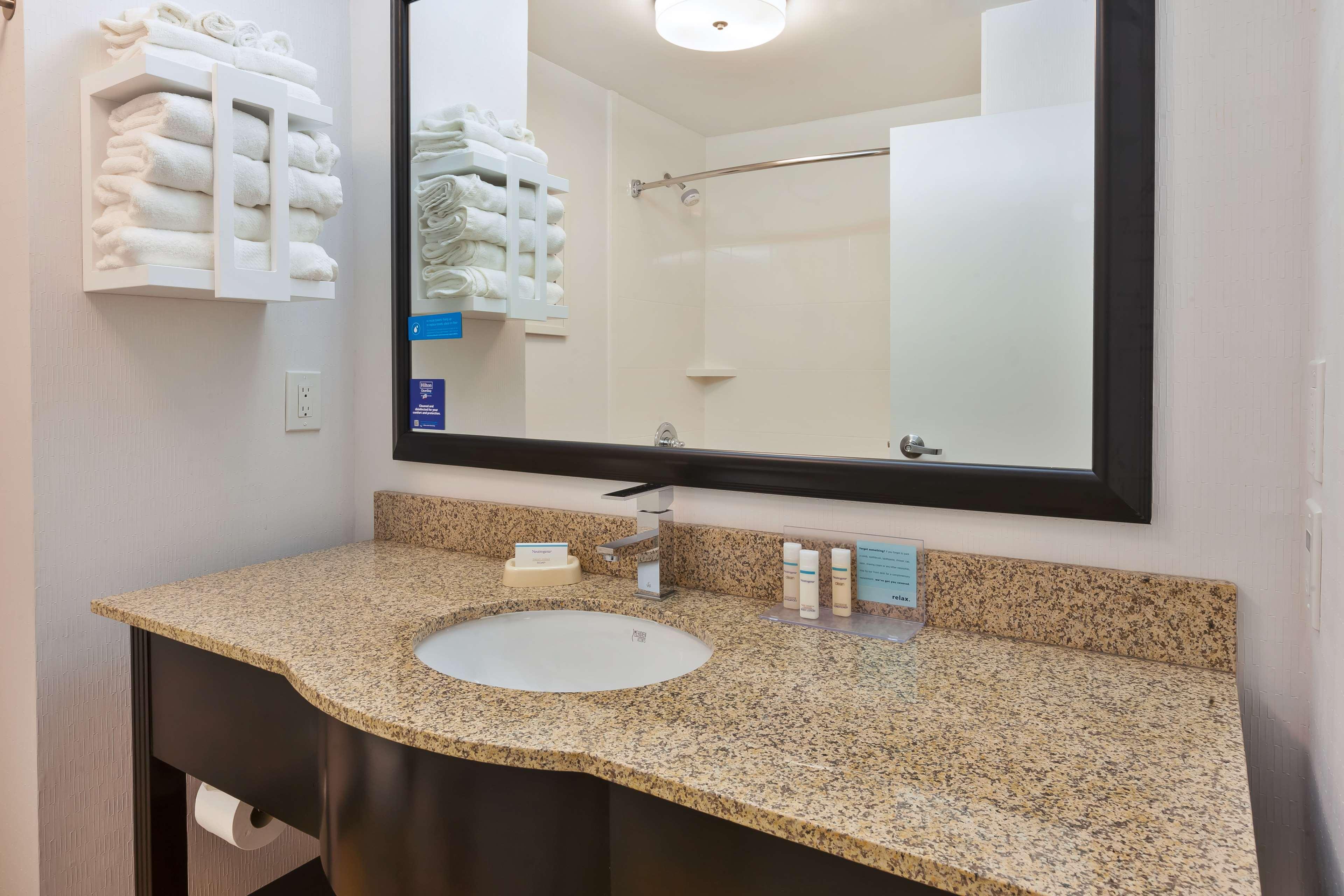 Hampton Inn Cincinnati Airport-North Hebron Eksteriør bilde